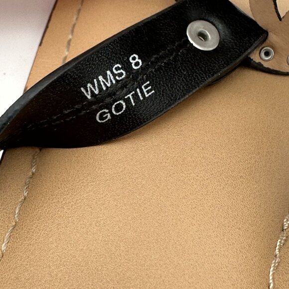 Dolce Vita Womens Size 8 Black Leather Sandals Studded Cutout Design Tan Soles - Picture 4 of 4